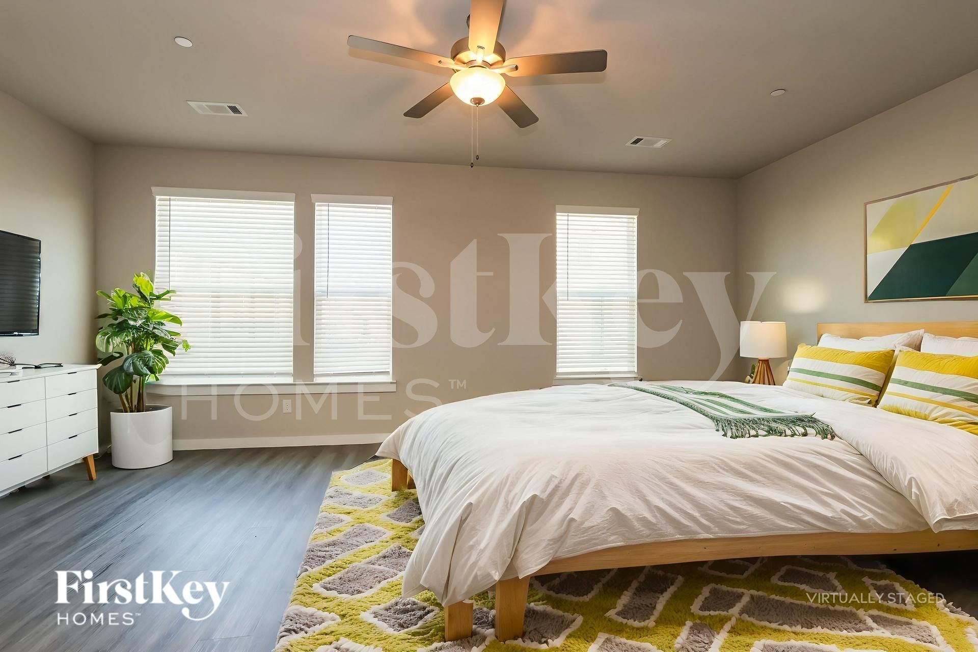 Building Photo - 434 S Centro Cir