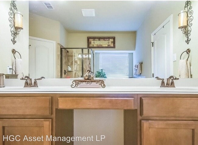 Building Photo - 11739 Balch Springs Ct