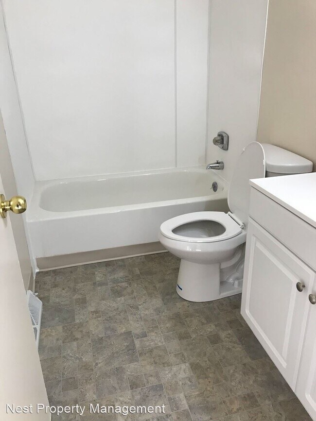 Building Photo - 402 Betsy Ross Pl