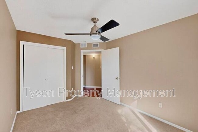 Building Photo - 11204 Miravista Pl SE