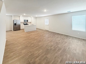 Building Photo - 722 Jennifer Wy