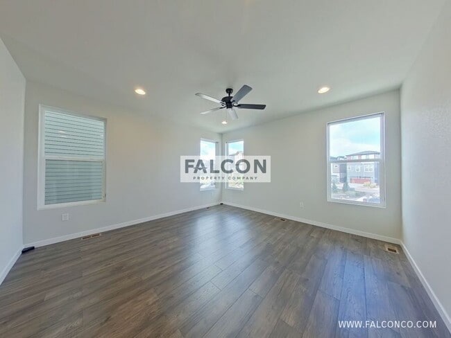 Building Photo - 6367 Jovial Pl
