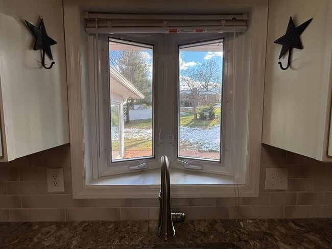 Building Photo - 136 Grimes St