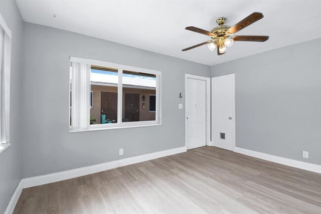 Building Photo - 4751 NE 21st Terrace