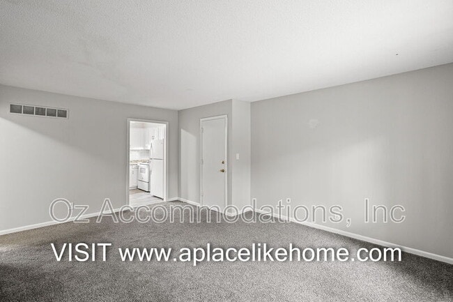 Building Photo - 1606 N 63 Pl