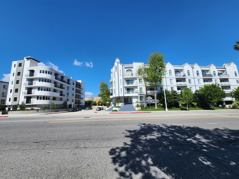 Building Photo - 4401 Sepulveda Blvd
