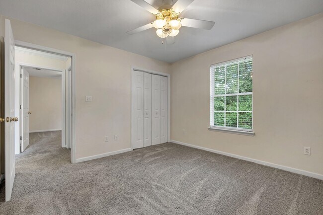 Building Photo - 8313 Elan Dr