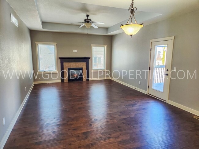 Building Photo - Beautiful 3 Bedroom 2.5 Bath walkout ranch in Ankeny