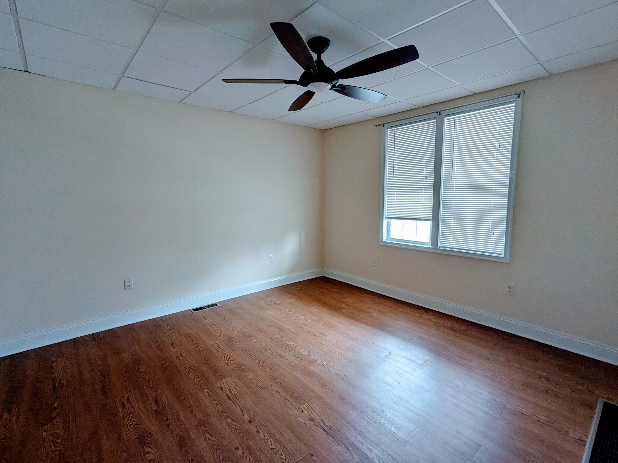 Building Photo - 1329 Penn Ave