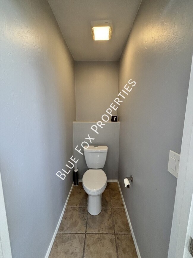 Building Photo - 3715 S Escalante Oasis Pl