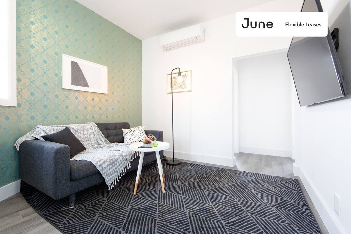 Building Photo - Nice Private ROOM in Fort Greene