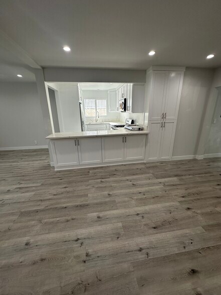 Building Photo - 8363 Blackburn Ave