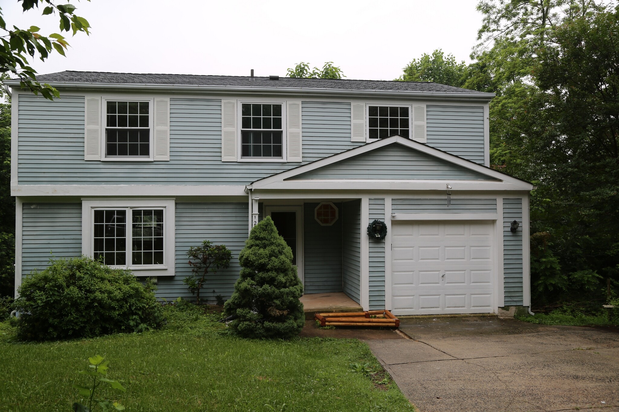 Building Photo - 12945 Pinecrest road