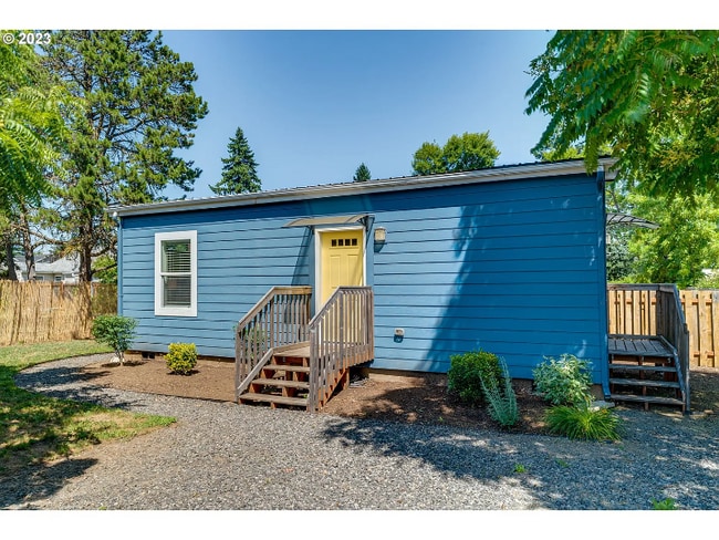 Building Photo - 8141 SE 74th Ave