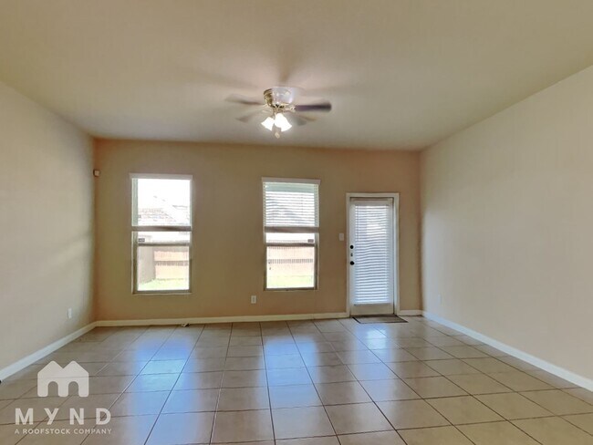 Building Photo - 9627 Bricewood Oak