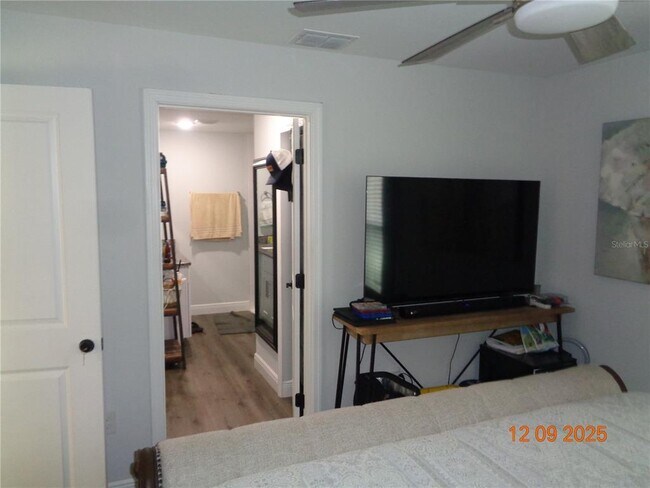 Building Photo - 2380 8th Ave