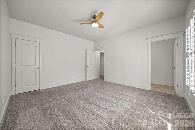 Building Photo - 706 Kingsley Way