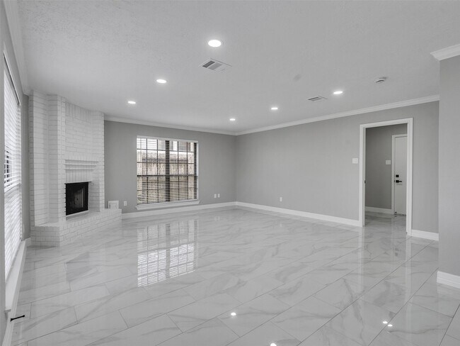 Building Photo - 1730 Pilgrim Journey Dr