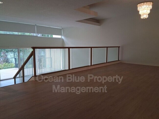 Building Photo - 1903 S MacDill Ave