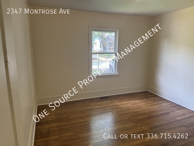 Building Photo - 2347 Montrose Ave