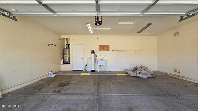 Building Photo - 18057 W Acapulco Ln