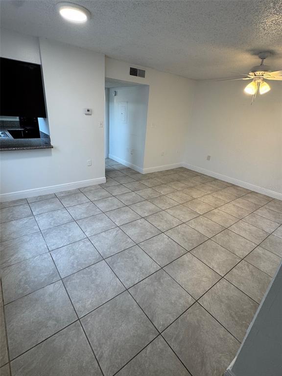 Building Photo - 1189 Bentley Rd