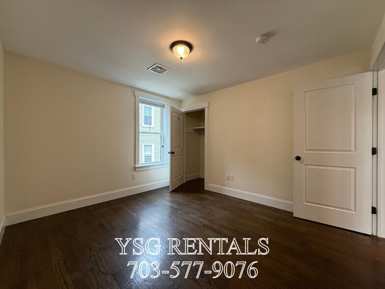 Building Photo - 2 Alleghany St