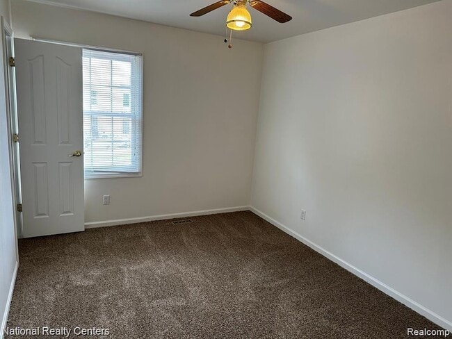 Building Photo - 1792 Bentley Ct