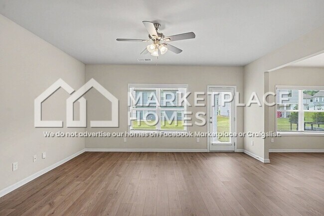 Building Photo - 229 W L Miller Dr