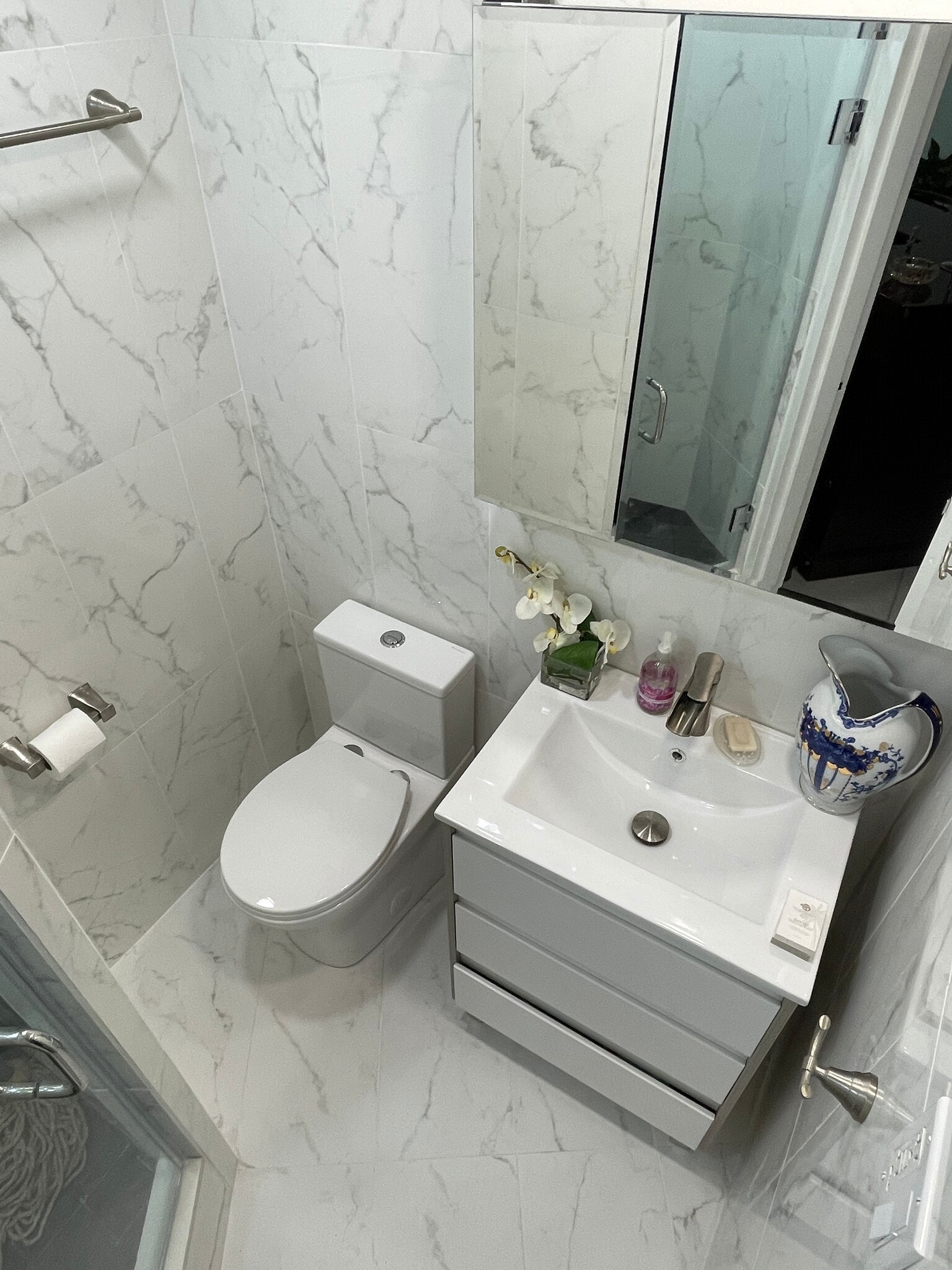 Building Photo - 905 Brickell Bay Dr