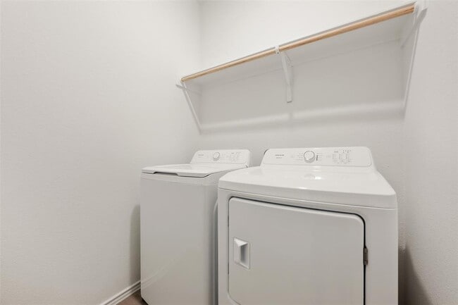 Building Photo - 954 Soapstone Pass