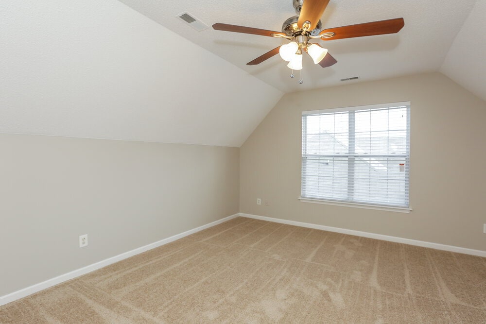 Building Photo - 14133 Southbridge Forest Dr