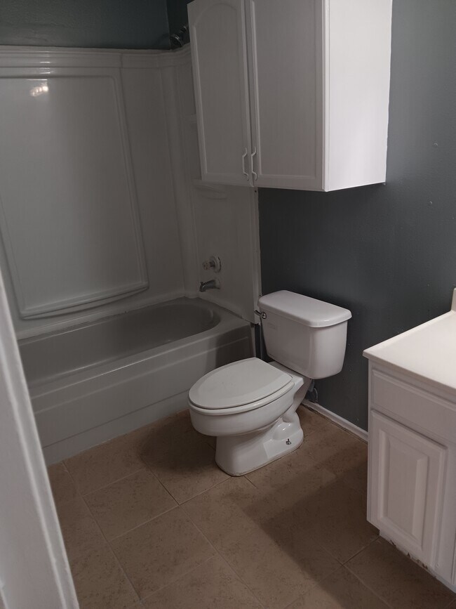 Building Photo - 7122 Premont Dr