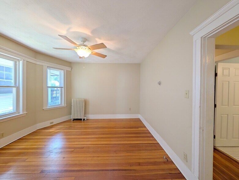 Building Photo - 79 Conwell Ave