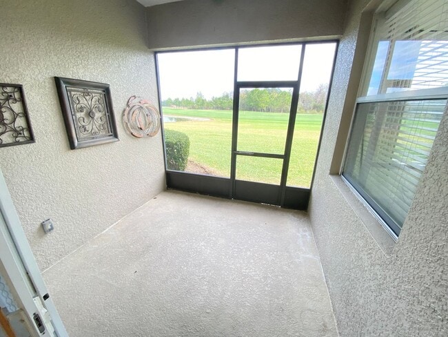 Building Photo - 9435 Myrtle Creek Ln