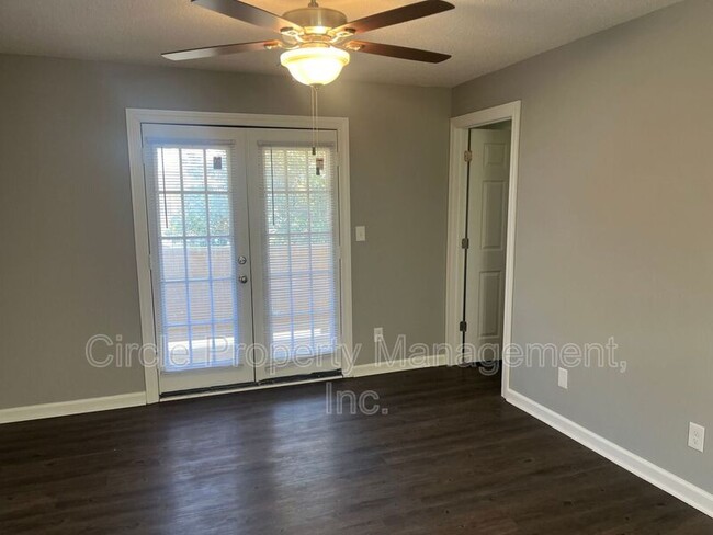 Building Photo - 4019 Hunters Ridge Dr SW