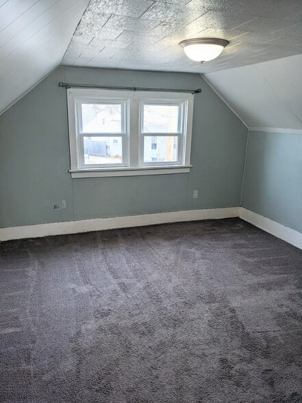 Main bedroom upstairs - 1410 Hamilton St SW