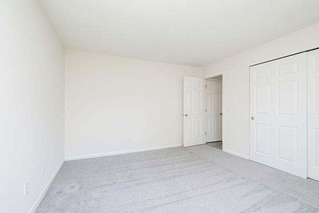 Building Photo - 7675 Waterwood Dr
