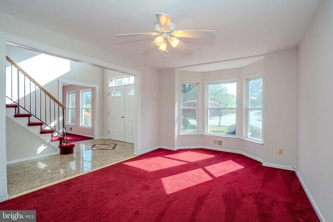 Building Photo - 27 Samantha Dr