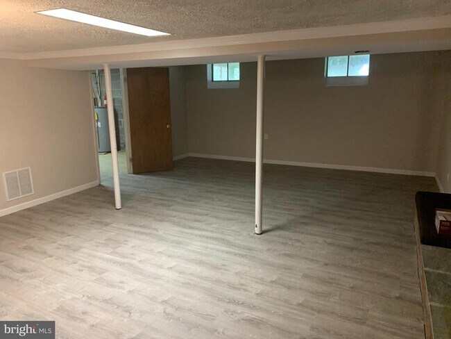 Building Photo - 4416 Araby Church Rd