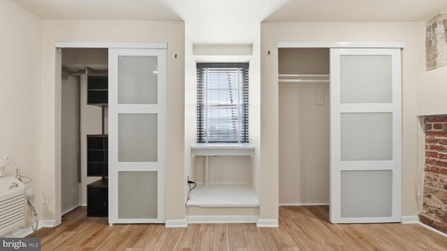 Building Photo - 1450 Harvard St NW