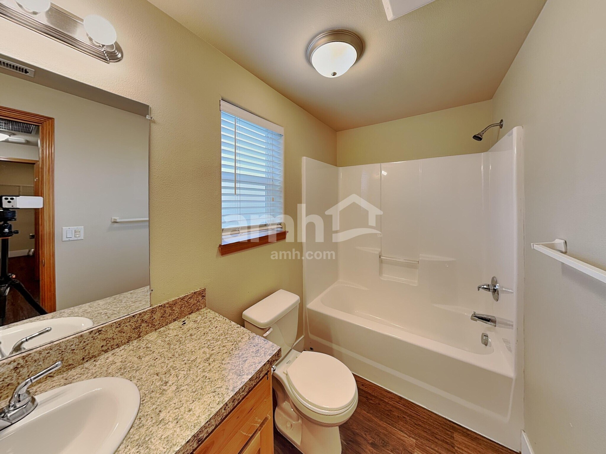 Building Photo - 2522 Char Cir NW