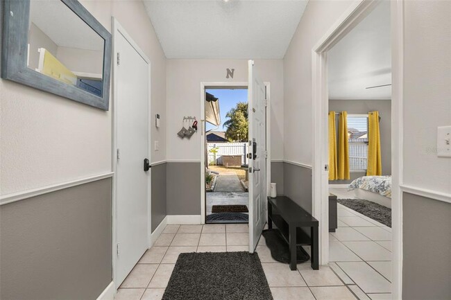 Building Photo - 3045 Bloomsbury Dr