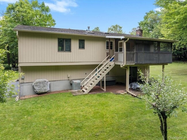 Building Photo - 60 Smith Hill Rd