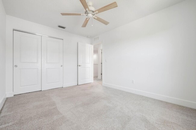 Building Photo - 210 Preserve Trl S