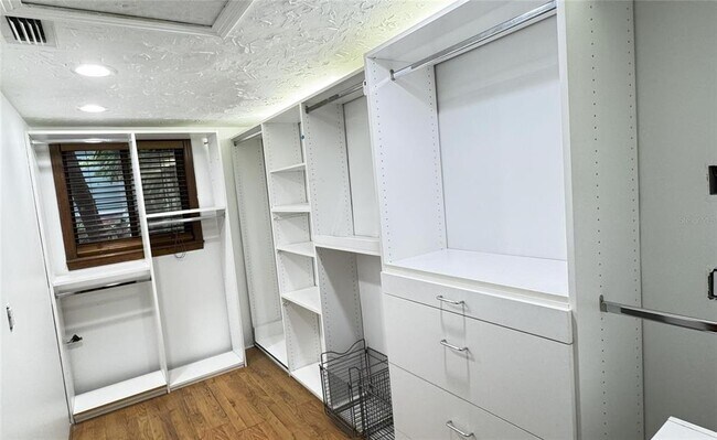 Building Photo - 201 Blanca Ave