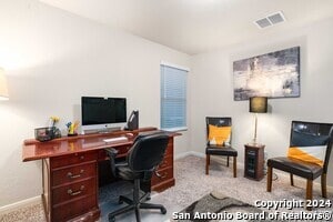 Building Photo - 100 Hunters Cp