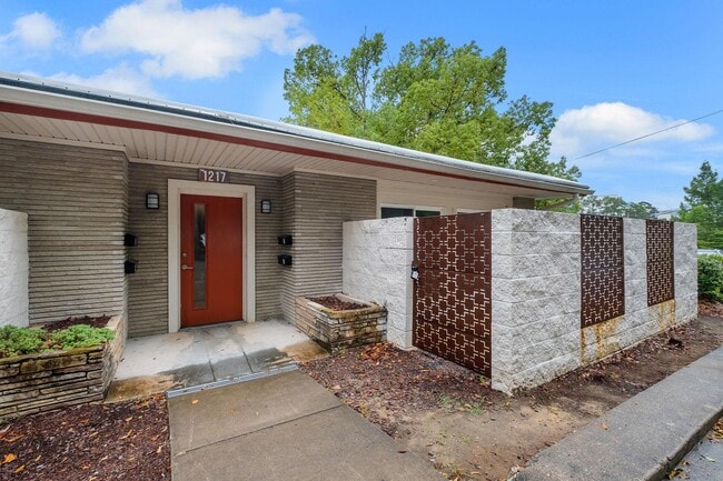 Building Photo - 1217 Miccosukee Rd