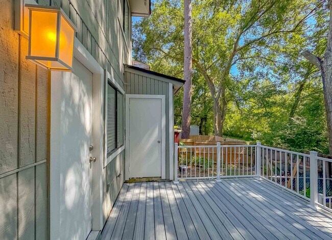 Building Photo - 2465 Talco Hills Dr