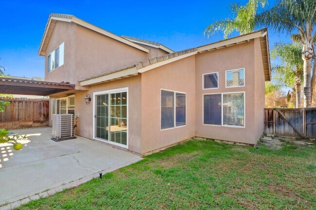 Building Photo - For Rent: Two-Story 3-Bedroom Home in South Corona